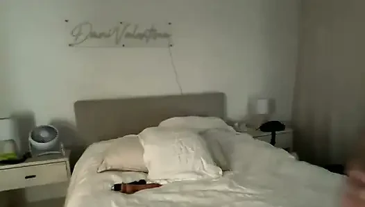 Live Stream with Dani Valentina