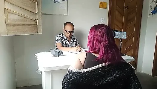 Горячее интервью с ее большими сиськами и задницей