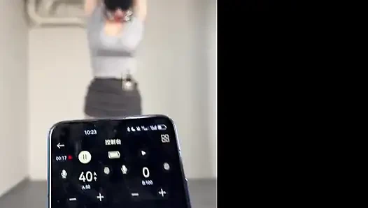 Ol Pad kaki abu-abu tebal menggantung + sengatan listrik + mencambuk