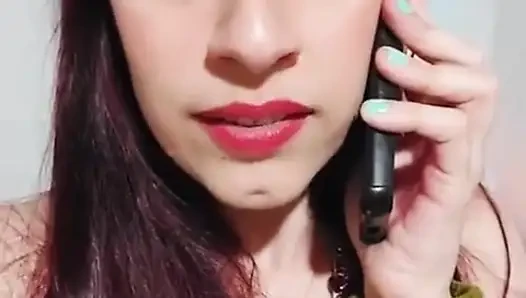 Shyyfxx Hot Influencer Stripteases Sin Bedste Ven Med En Lykkelig Slutning