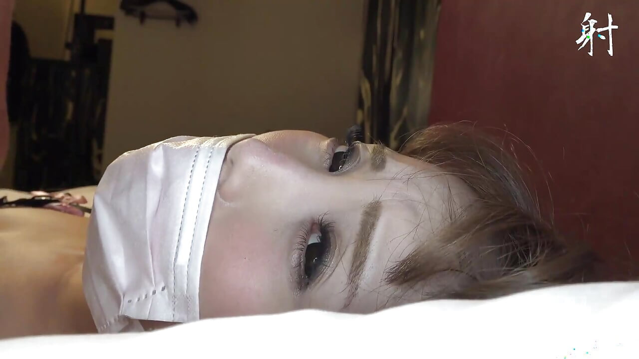 Droljaste azijatkinje 0107