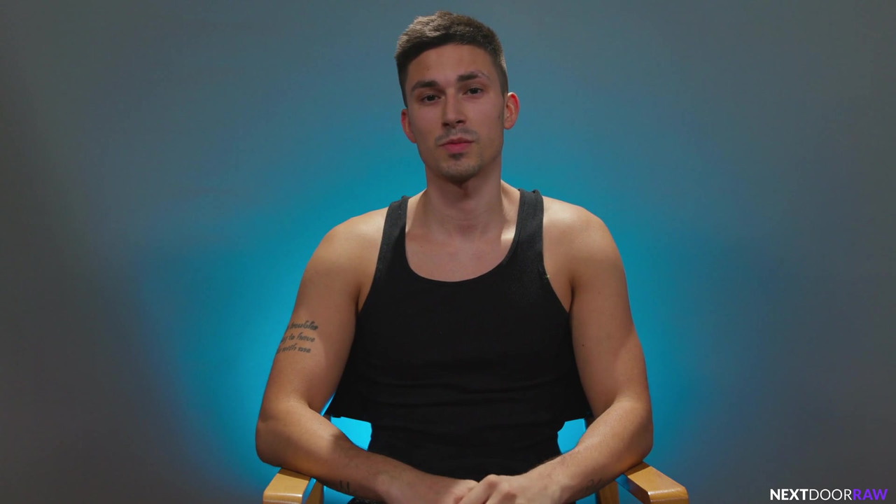 华丽的twnk性感翻转乱搞现实生活中的tatted BF大屁股