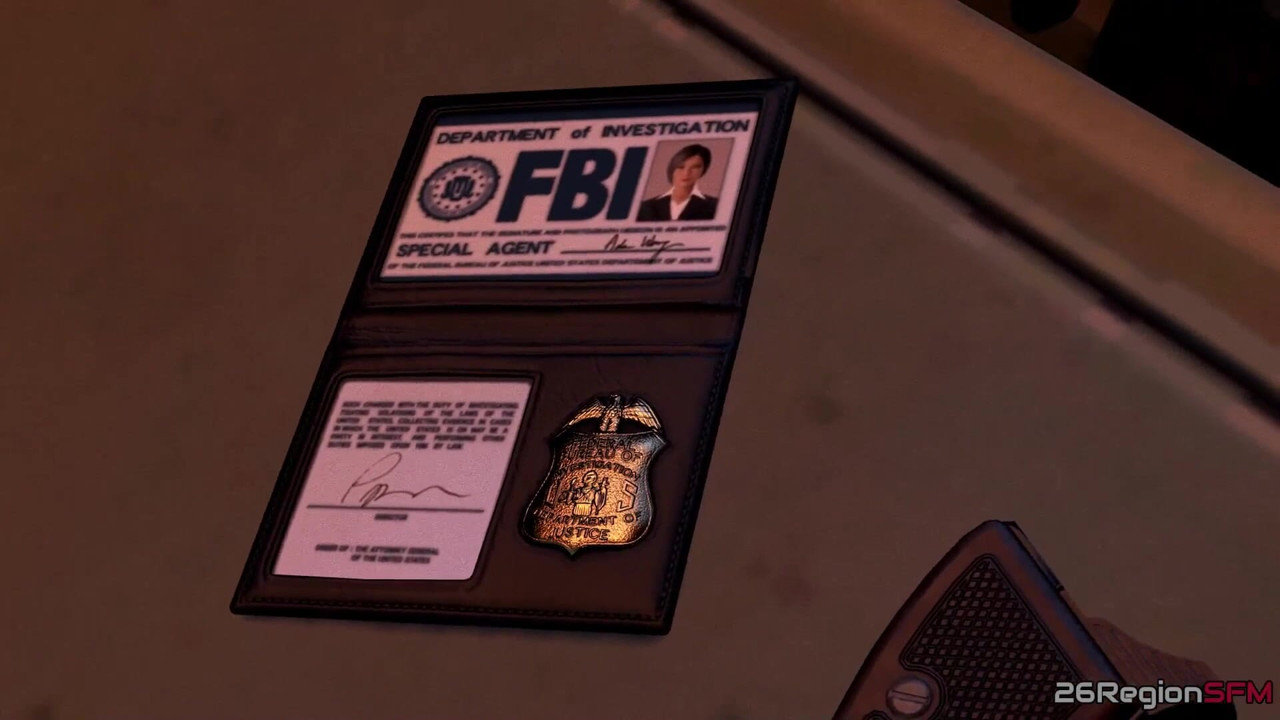 Ada Wong ก้มตัวเพื่อ Mr.X