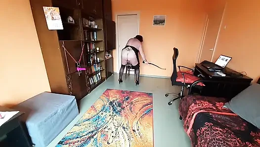 Толстая рабыня Vitgun обучается к приезду ее Господина, часть 1.Mp4