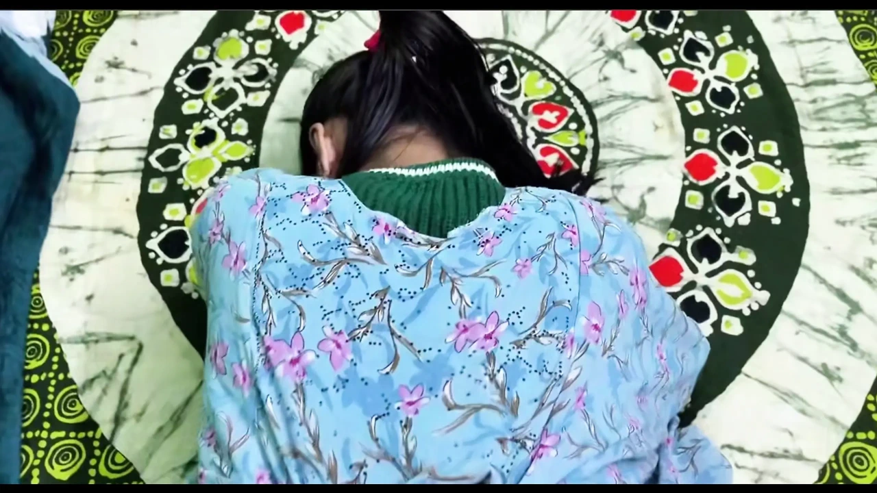 Desi Bhabhi crazy for hard fucking when her husband not at home