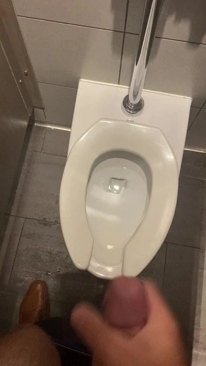 Cum swap under the airport stall! Would you taste?
