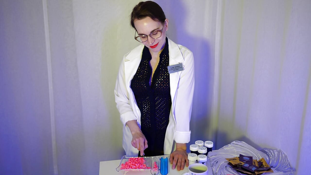 Penisproblemer Klinik - Fræk FemDom Ydmygelse Medicinsk Komedie