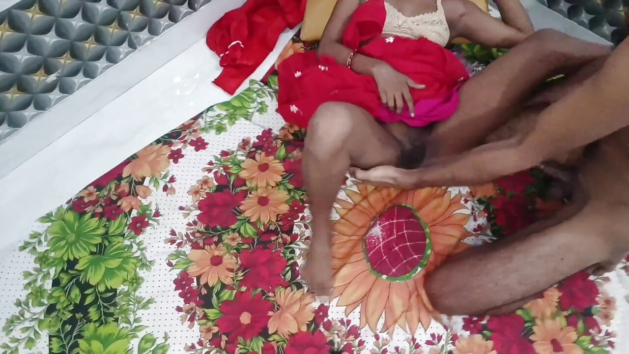Real desi bhabhi vestido vermelho hardcore sessão de sexo com Devar