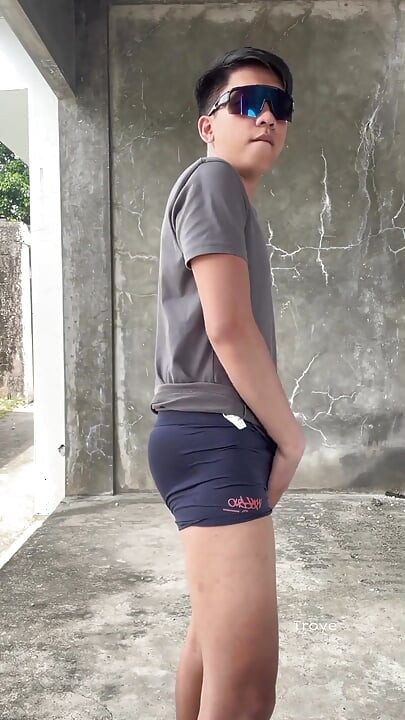 Asian Cute Boy Loves to Fuck Asshole