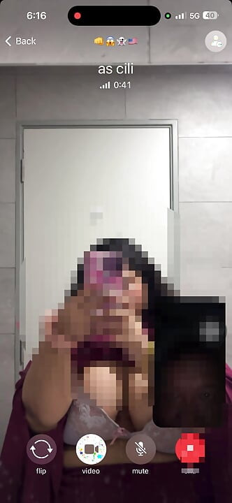 Video call my sugar daddy to ask for my allowance