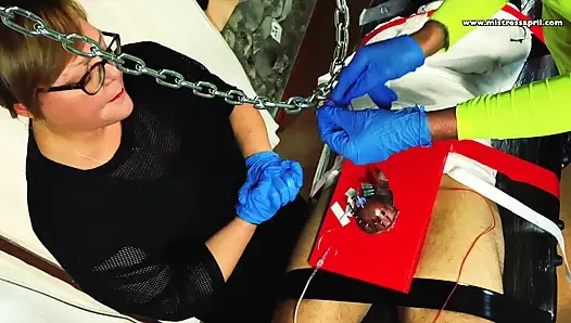 Dominatrix sahibe April - onu düzelt xhv