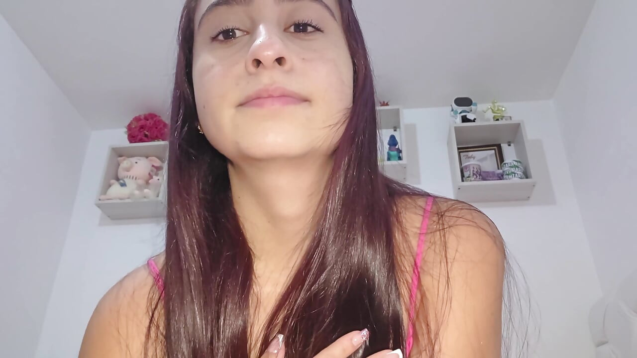 Ela ensina maquiagem, mas ela está escondendo algo