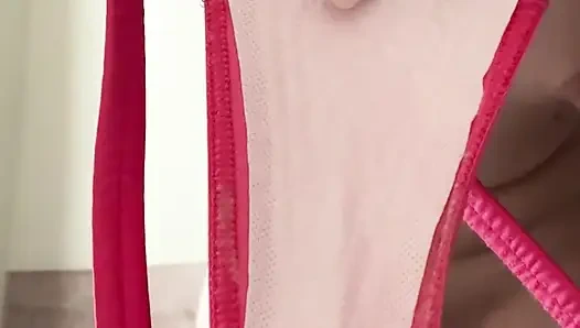 СБОРНИК Русская Девушка надевает ежедневные прокладки на трусики, тампон в письке, грязные разговоры