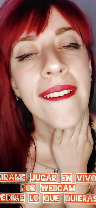 Secretară sexy de pe front și plăcere șeful joc cu roluri joi