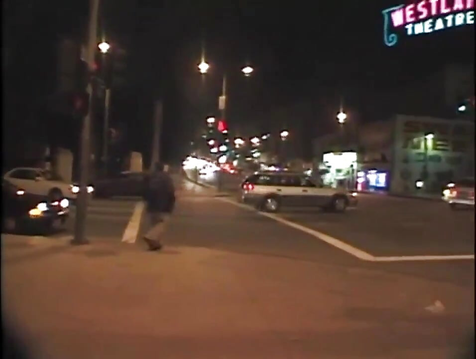 Milf pirang suka kontol di mulut menyukai dildo di memek