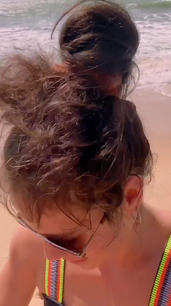 Epic moment from "public beach drinking 2 liters of pee ,public beach gagging"