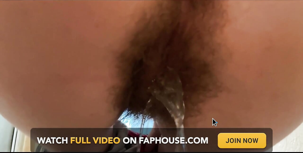 Hairy Pussy Peeing From Behind