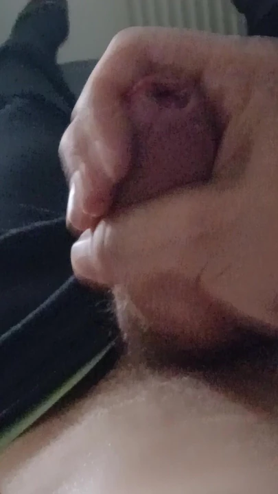Filmed for the first time jerking 💦 off