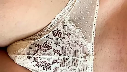 mastürbasyon kapalı içinde beyaz külot