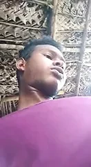 马杜赖女孩用泰米尔语音频给她的男朋友口交