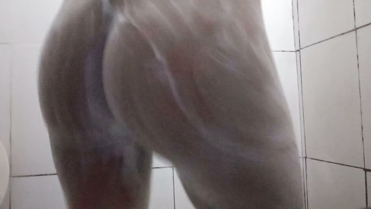 Mi-am lucrat fesierii la sală azi, sâmbătă.