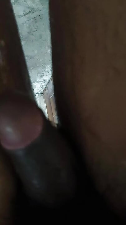 My big dick take shower  and also participate in mastrubation compitition I was teaching how to do masturbation one handed