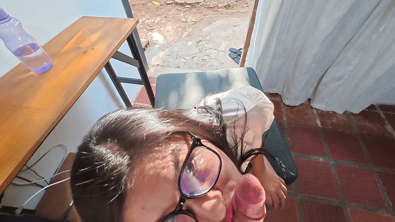 FIRST PART FUCKING IN THE ASS .. At my ex-boyfriend's house we can't make a laugh he leaves my ass full of milk how delicious