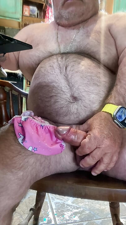 Mark Fletcher so much cum again