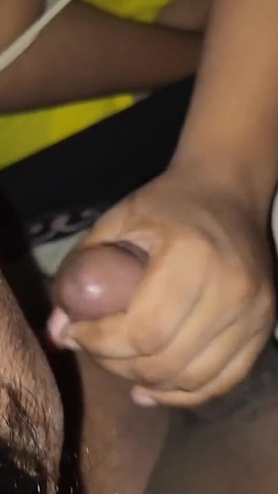 Zapanjujući trenutak iz "Moja djevojka blowjob bangla prvi put"