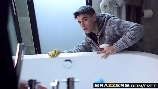 Brazzers - у мамочки сиськи - Leigh Darby, Jordi El Nino Polla