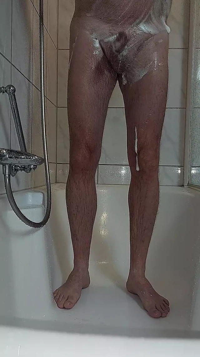 Jerk off at showering in the morning