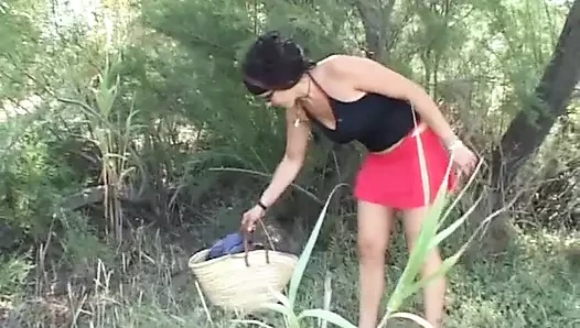 Ceciles außenausstellung vor den passanten