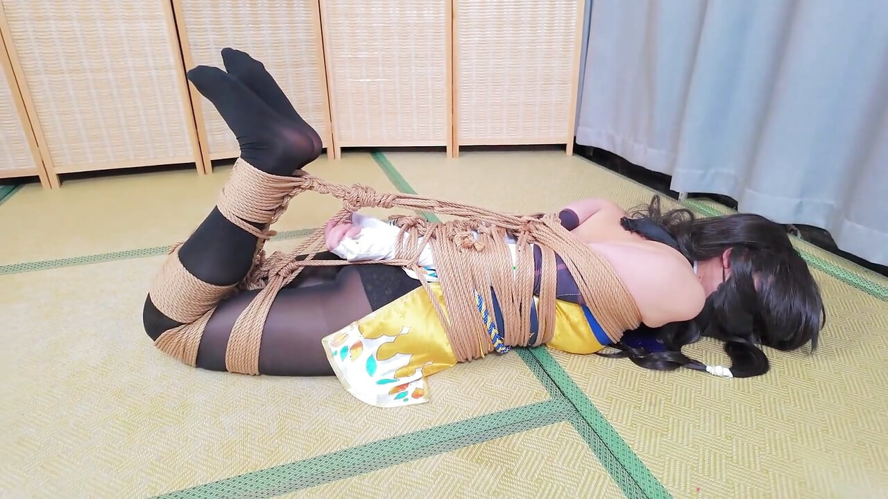 Xr18- Cosplay Bondage