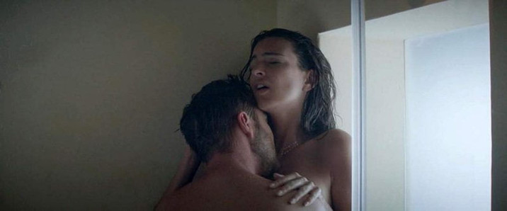 Emily Ratajkowski Nude Showering Sex on ScandalPlanet.Com