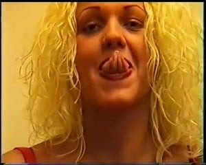 Long Tongue Blonde