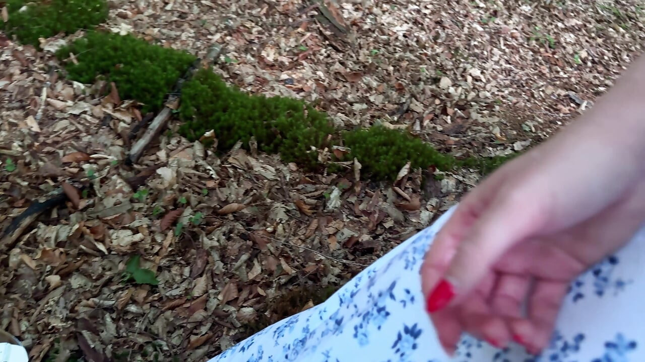 Almost Caught: Public Lake Fuck, Handjob & Outdoor Piss