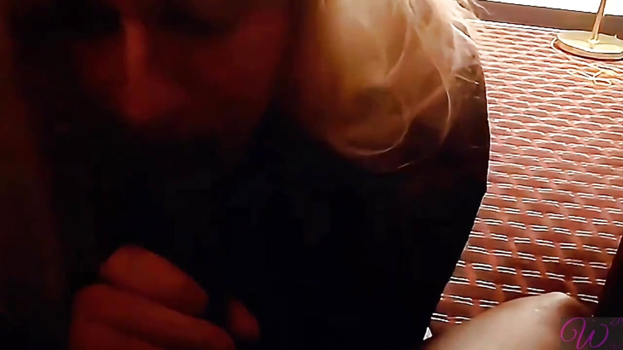 Crossdresser Enjoys Big Black Cock and Riding