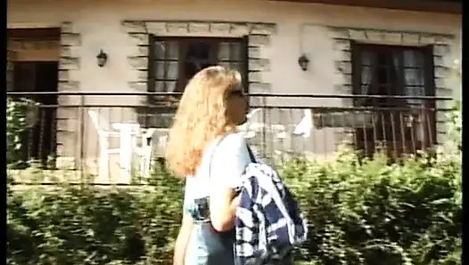 Dicke schlampen wurden im hardcore-vierer anal geritten