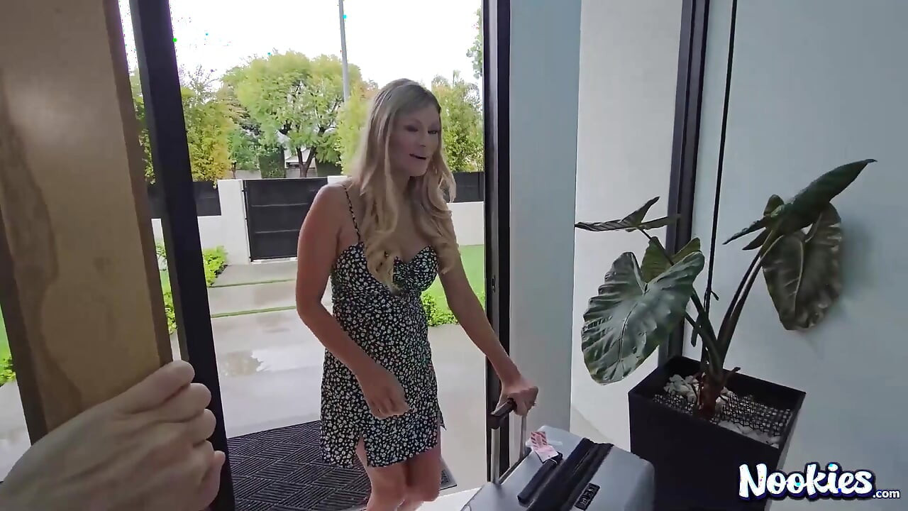 Ellie tay带来阳光