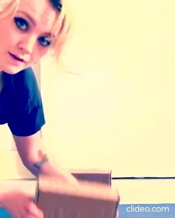 Evanna Lynch - relaxed cock fuck workout exercises