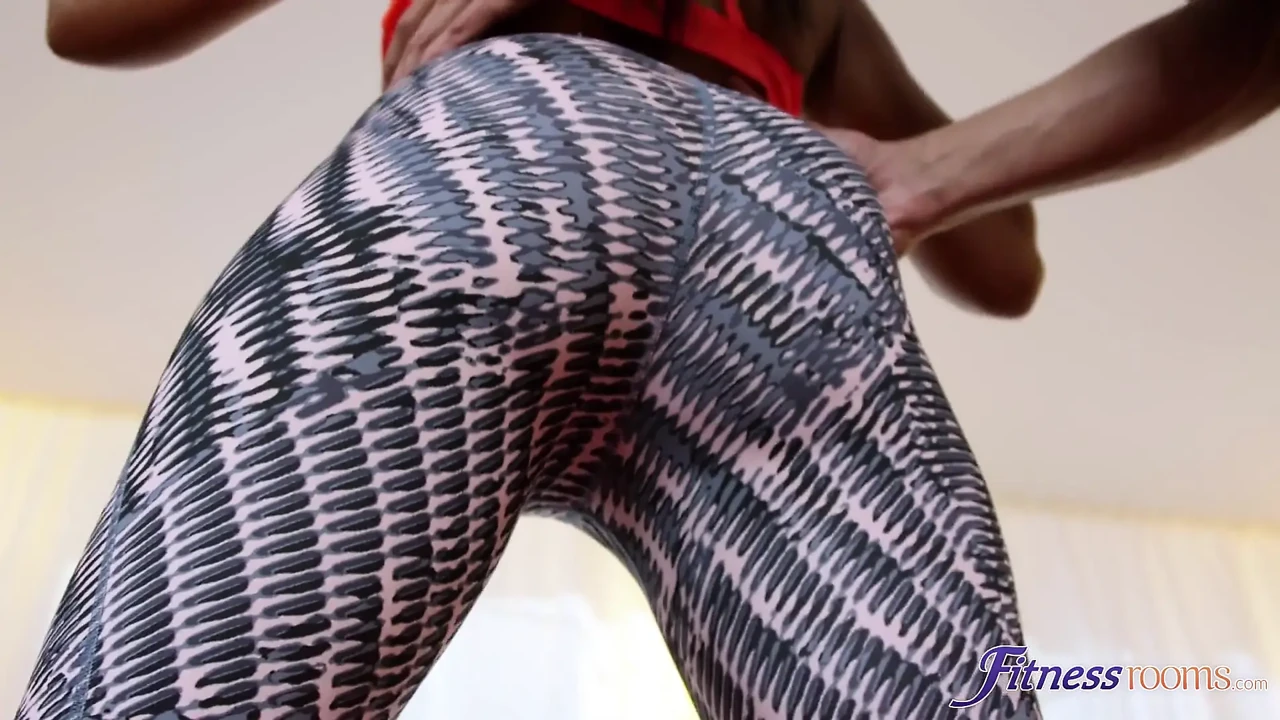 Fitness Rooms - Lola Marie Doing Squats in Her Spandex Leggings