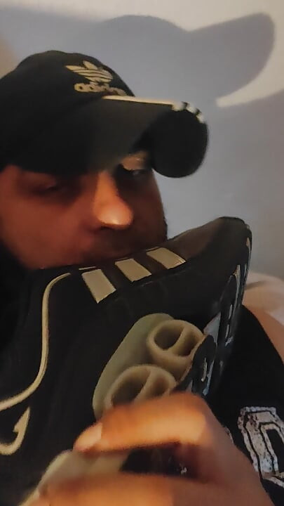 DirTy Junk Bro (DJ-Bro) keulen, wixen, sport Schuhe, anpissen