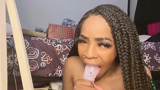 Genieß dieses tittenspiel / blowjob & duschvid