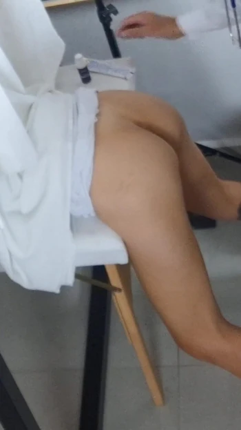 Must-share moment from "The naughty gynecologist lost control when he saw a patient with his legs open"