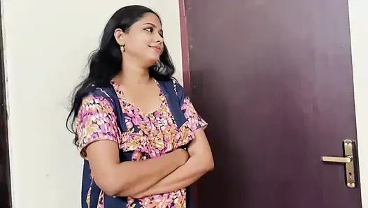 MILF DESI MENGIMBANGI DENGAN PENYEWANYA DAN SEMUANYA MENJADI BAIK-BAIK SAJA