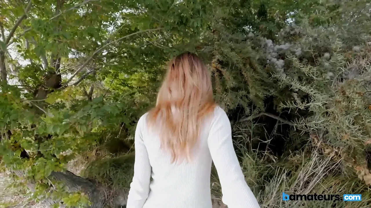 My girlfriend wants me to fuck her on the beach at bAamteurs