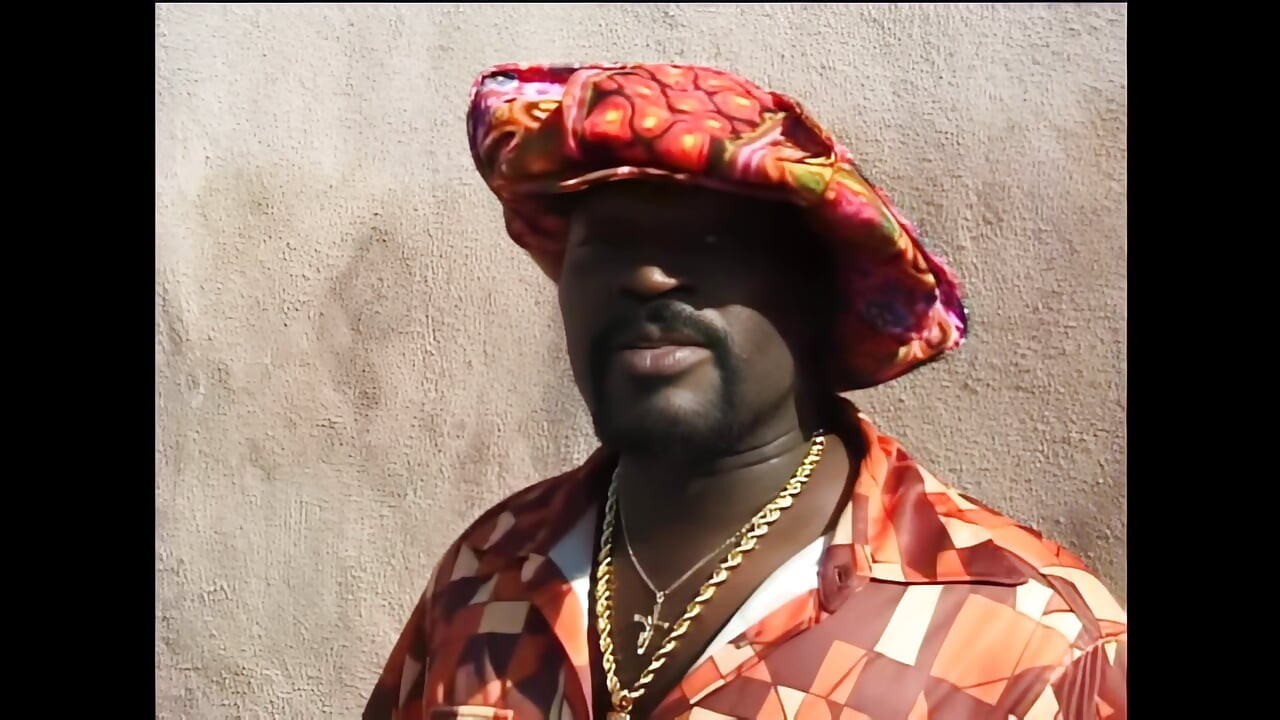 Um Ménage Africano Muito Quente E Sensual