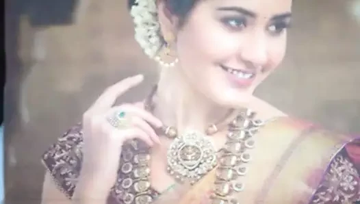 Rashi Khanna boşalıyor #3