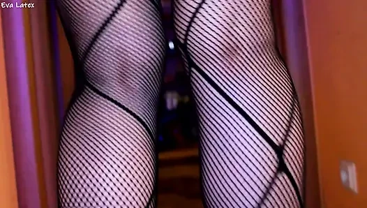 FEMDOM MISTRESS DOMINATRIX FOOTFETISH LATEX HEELS BDSM DOMINA SOLO KINK HOT MILF