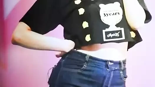 Apink oh hayoung'un şortuna boşalmak (haraç)(hd)